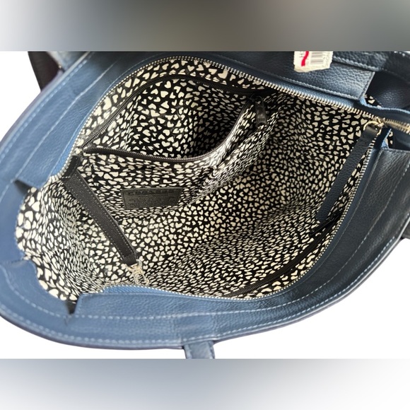 BRIGHTON BEE HAPPY LEATHER TOTE HANDBAG PURSE NAVY BLUE RED BOW HEARTS - Picture 10 of 16